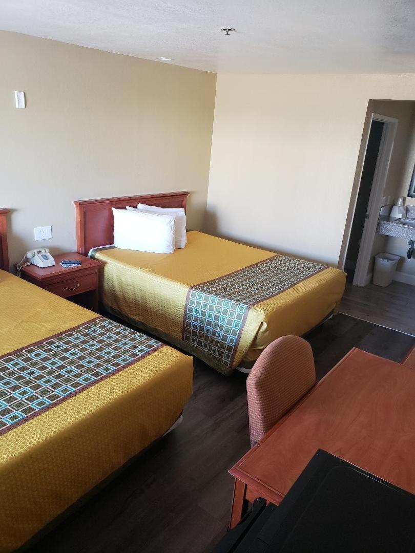 University Inn Fresno Ngoại thất bức ảnh