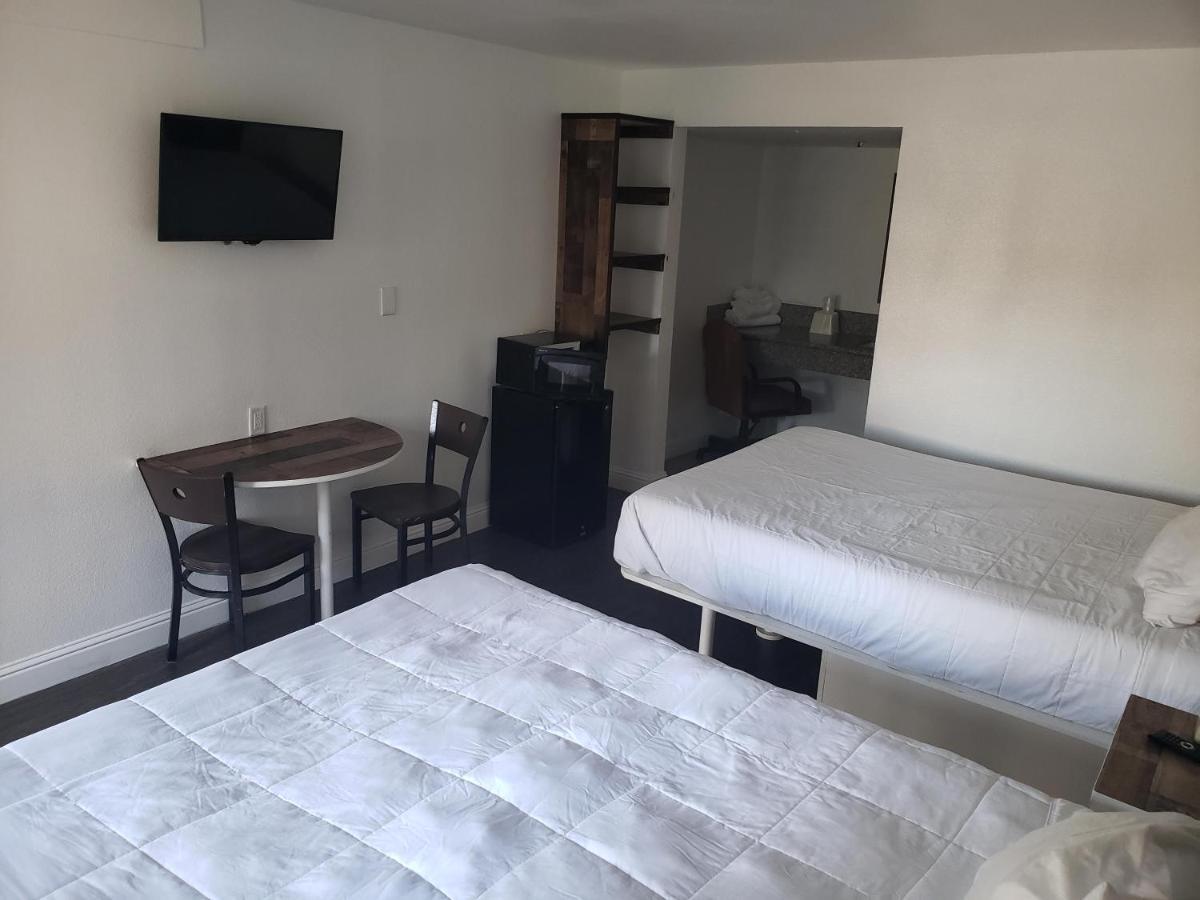 University Inn Fresno Ngoại thất bức ảnh