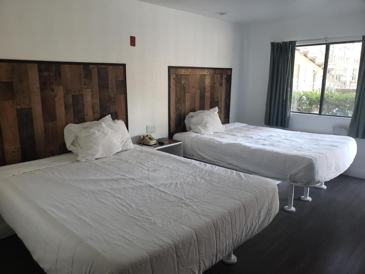 University Inn Fresno Ngoại thất bức ảnh